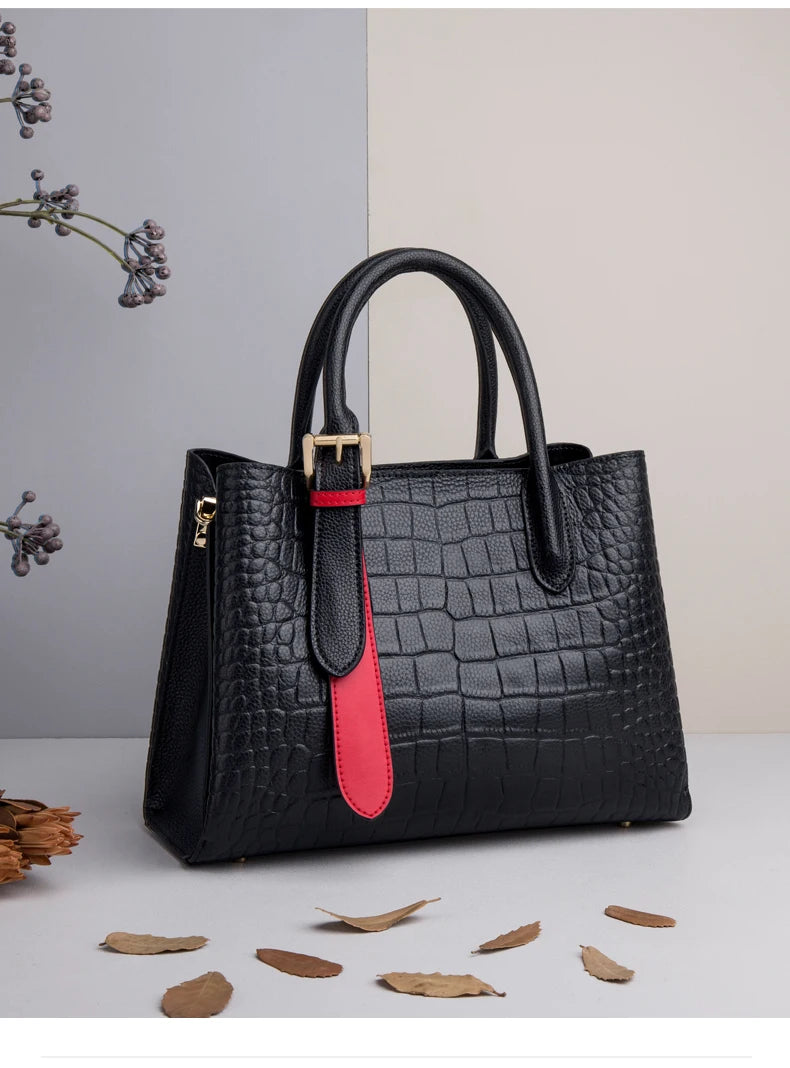 Women`s crocodile pattern sewing shoulder bag  European and American retro designer messenger bag  Simple large capacity handbag